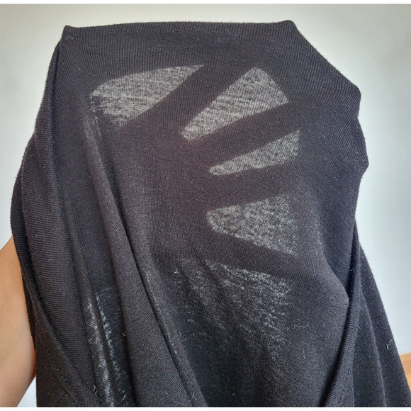 Color Story solid black crop top with long sleeves and button detail size small - Picture 6 of 6